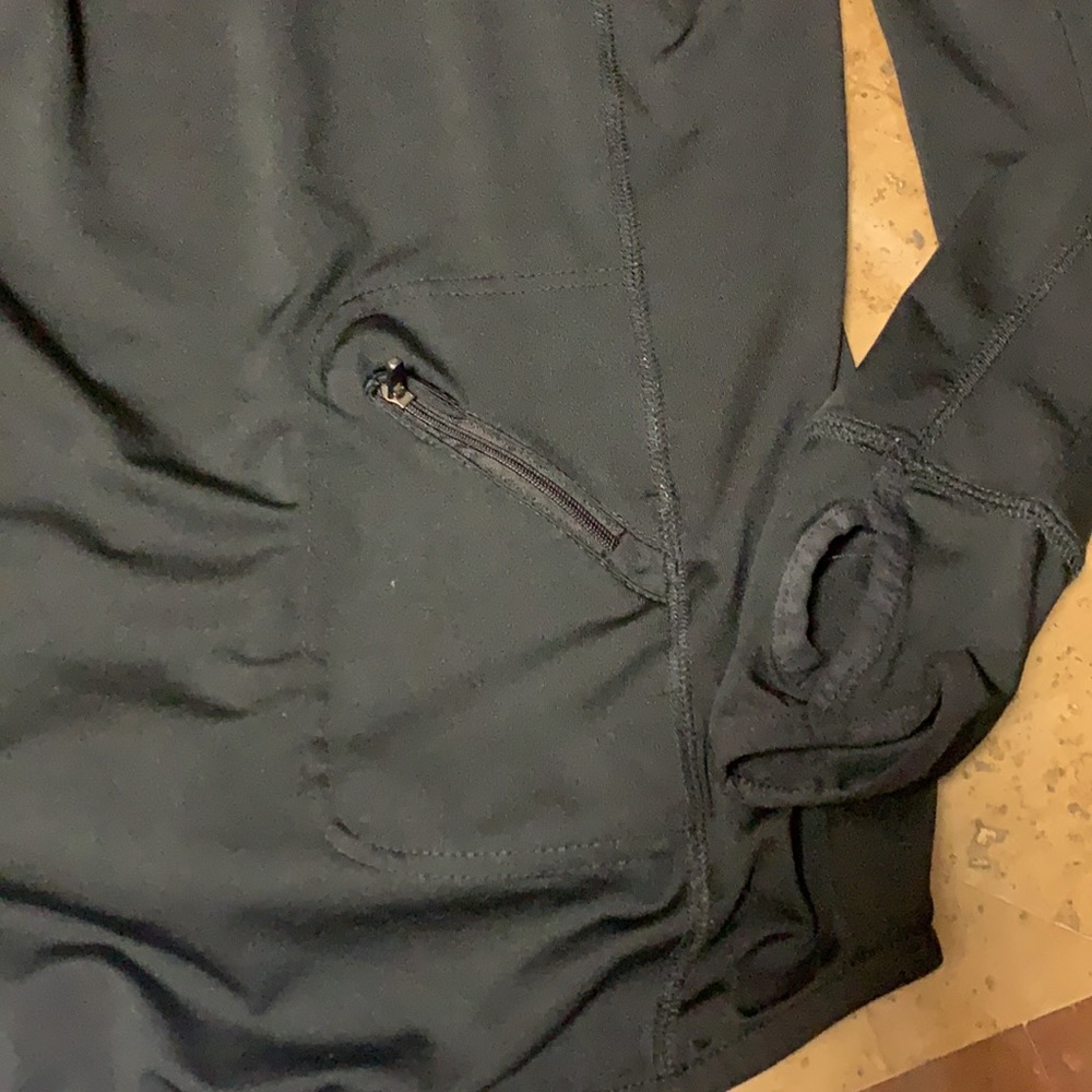 Cruel pull over - Picture 6 of 8